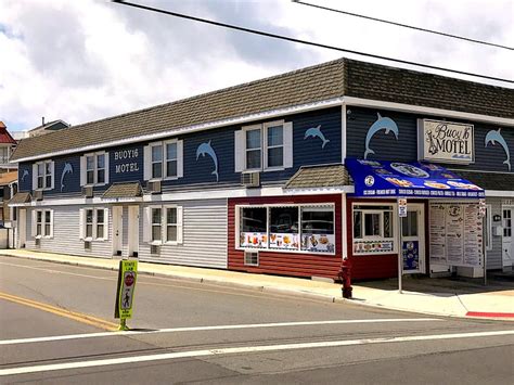 Buoy 16 motel by the beach Located in Seaside Heights, this charming room in hotel for $164 per night is a fantastic option for your next vacation